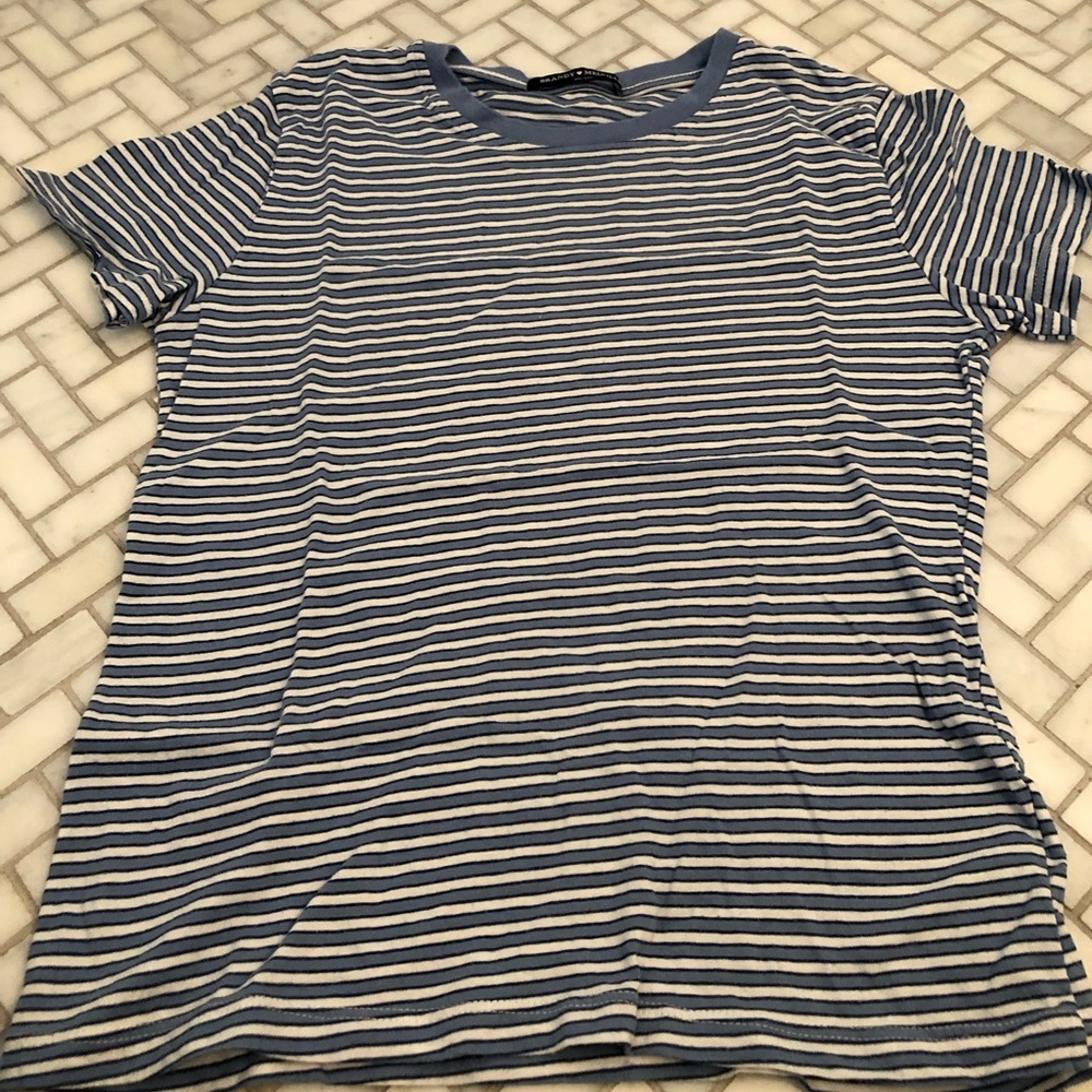 Brandy Melville t shirt